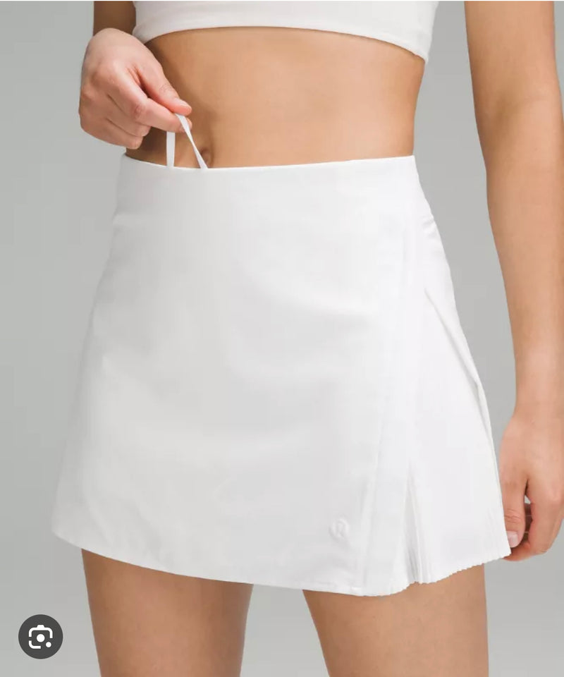 Lululemon Peek Pleat HR Tennis Skirt – Dogwood Country Club